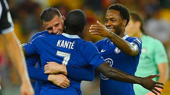 Shams：雄鹿球星字母哥因右小腿拉伤将缺席2-4周