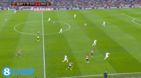 米体：路易斯-恩里克表现欠佳，没把握住这次宝贵的首发机会