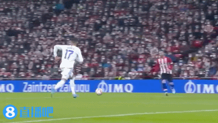 第三次犯规！杨瀚森次节继续率先登场防守送出犯规