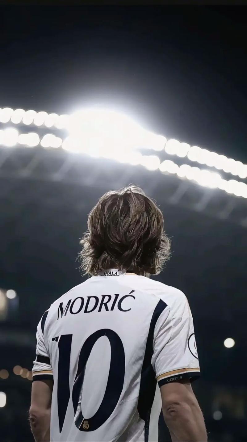 篮球火箭主力球员赛后接受采访