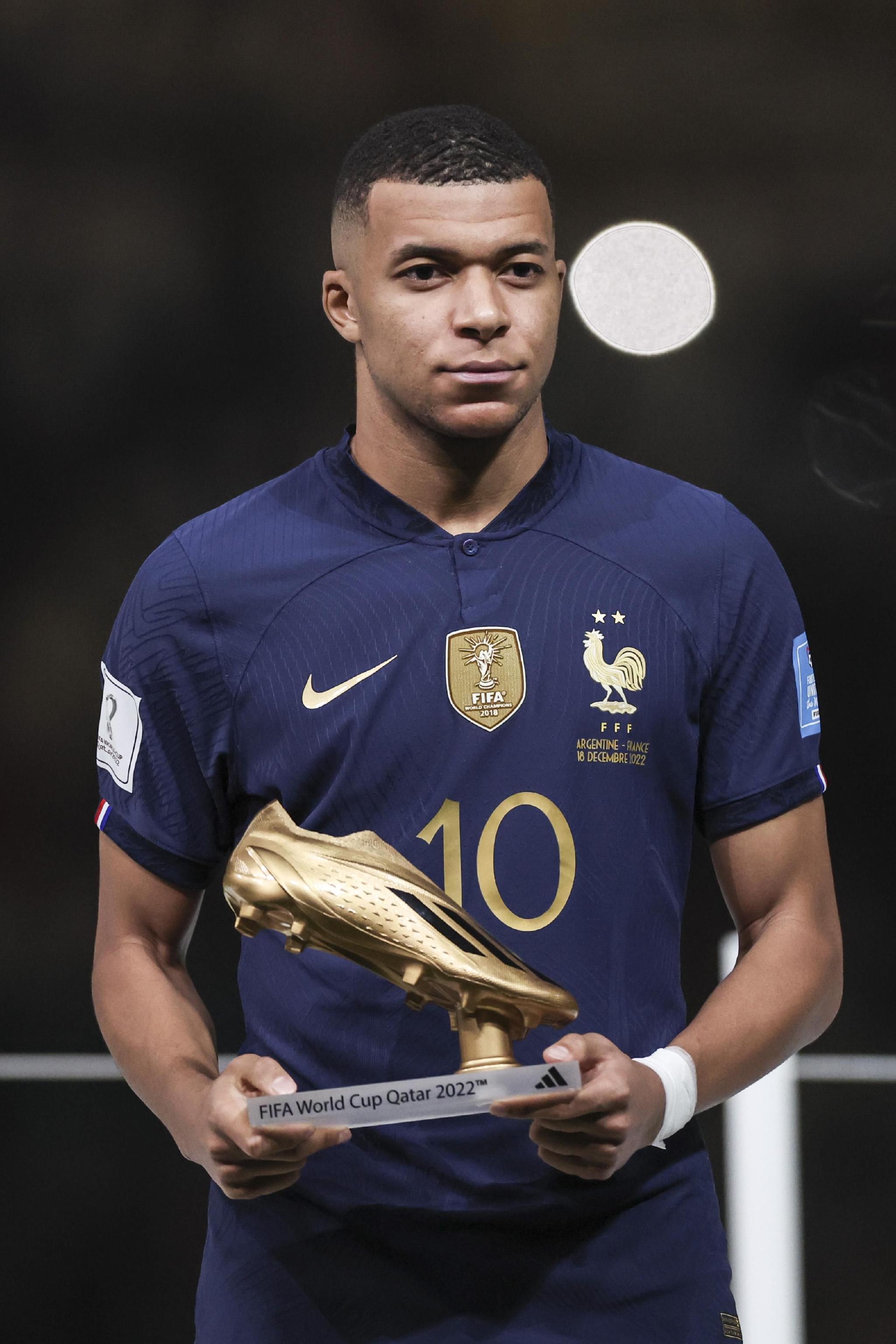 这队踢得像一台机器